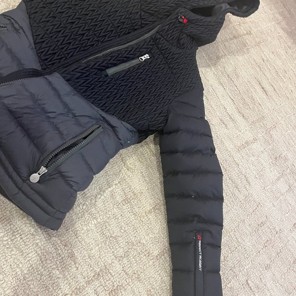 Perfect Moment Ski Jacket - Picture 7 of 11